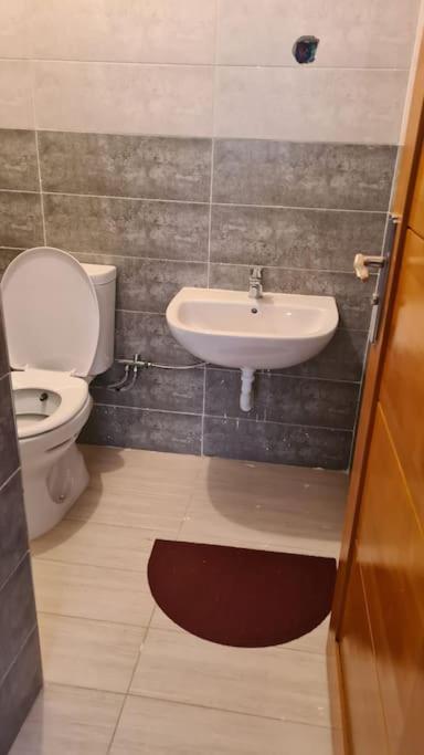 Apartment Close To Cmn-Airport Casablanca Nouaceur Bagian luar foto