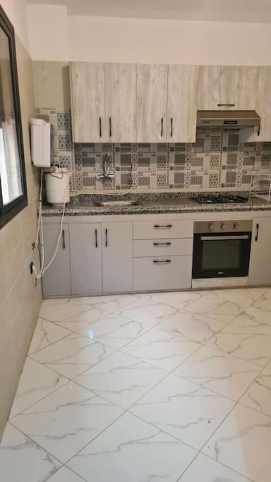 Apartment Close To Cmn-Airport Casablanca Nouaceur Bagian luar foto